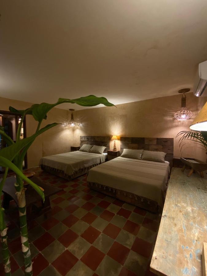 Casa Silice Guesthouse 巴利亚多利德 外观 照片